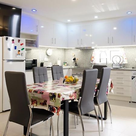 Guestready - An Amazing Blue Ocean View Hotel Фуншал Екстериор снимка